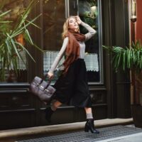 Complete Guide To Leather Handbags For Your Convenience