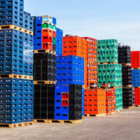 The features of collapsible pallet containers