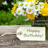 Tips on writing a personal message on birthday cards