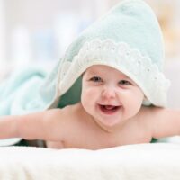 Tips to choose the right bathing products for your baby