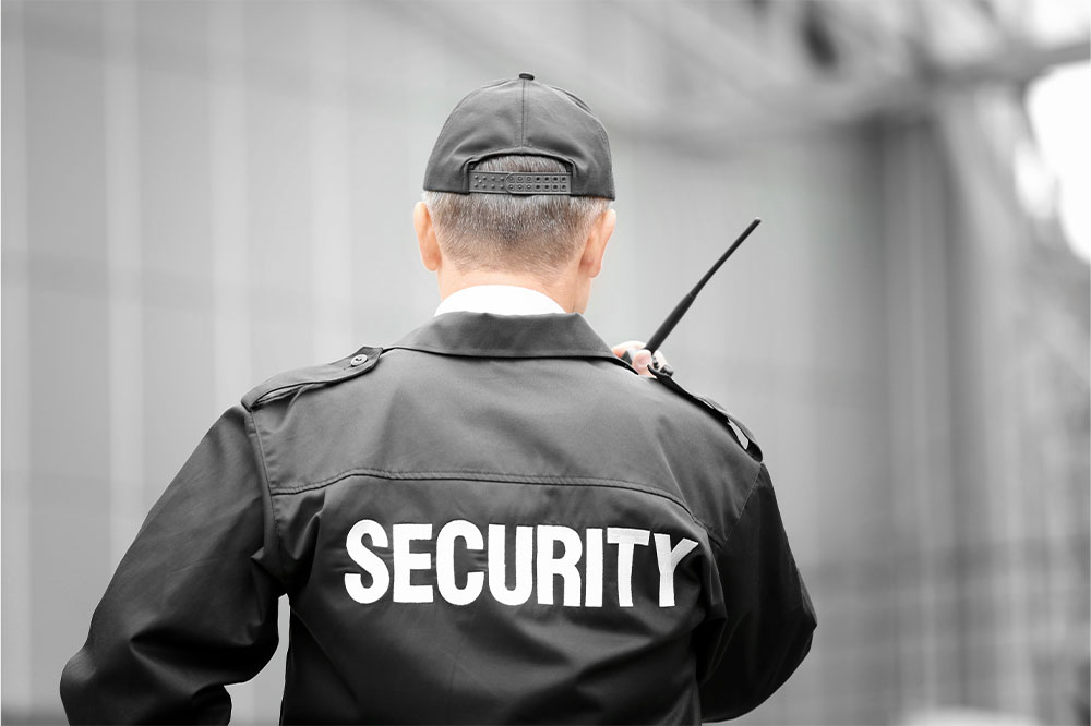 Who Should Hire Security Guards and Why