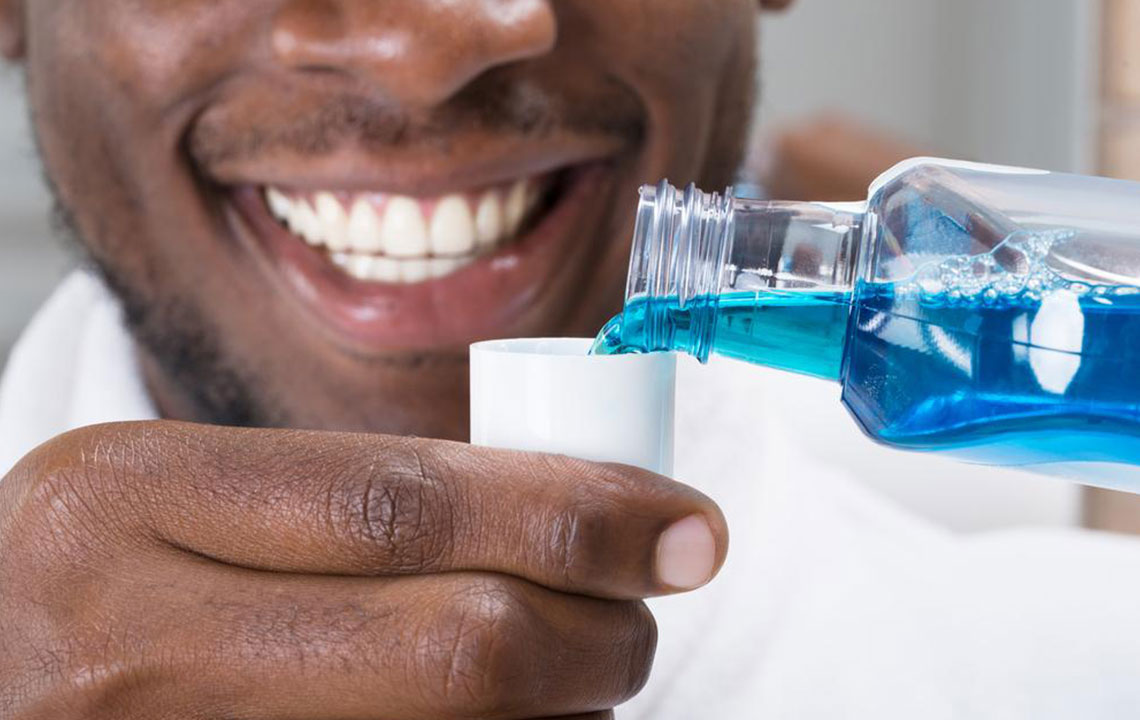 6 Popular Mouthwashes for Gums You Should Try