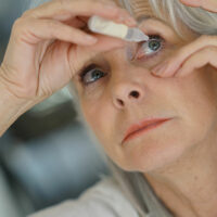 Dry Eyes &#8211; Symptoms, Causes, and Treatment Options