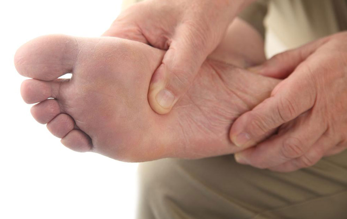 Essential Tips to Manage Diabetic Foot Pain