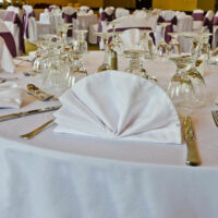 Things to consider when choosing banquet tables